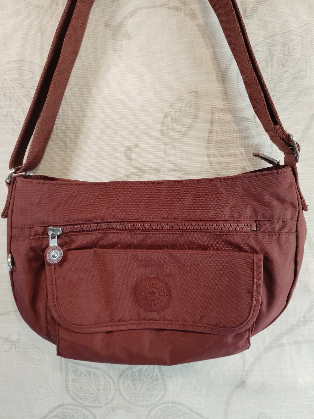 Kipling Syro Crossbody Bag in Maroon